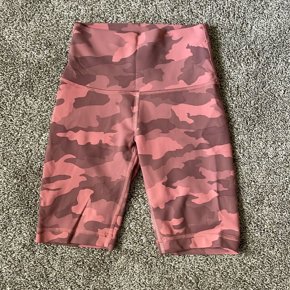 Lululemon Align 8” biker shorts. Worn. Great condition. Pink camo. Size 2.